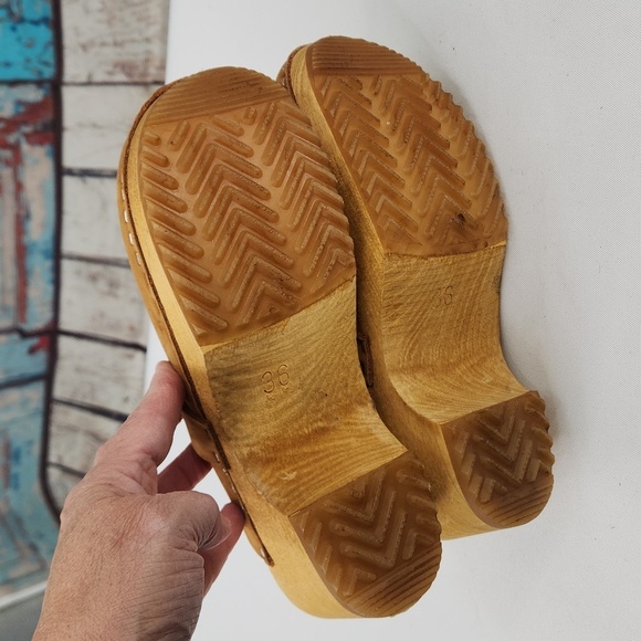 Vollsjo Swedish Clogs - Picture 7 of 10